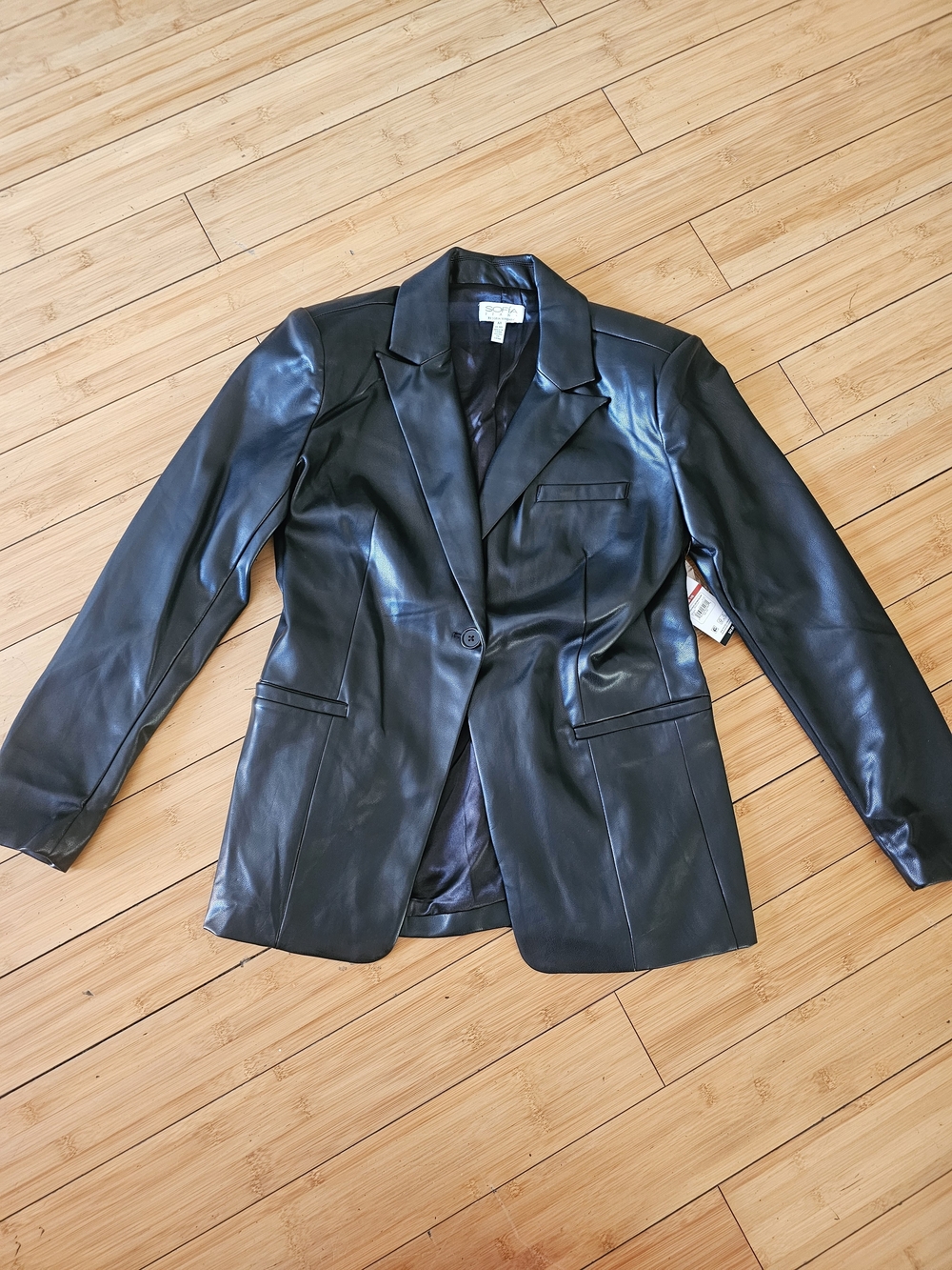 NWT Black Faux Leather Single-Button Blazer - Picture 4 of 5